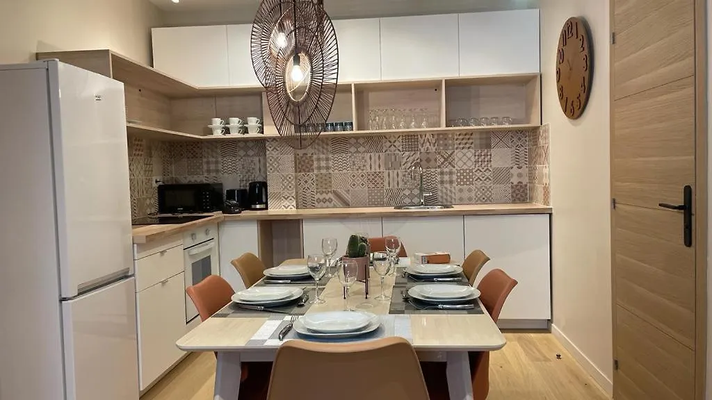 198 Suite Emma - Superb Apartment In Paris France